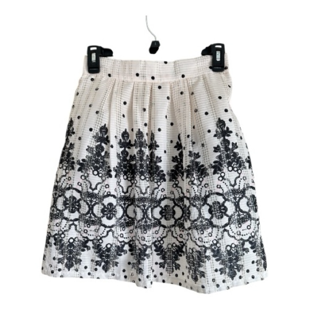 Molly Bracken Black/Cream/Pink Floral Lace Pleated A-Line Skirt